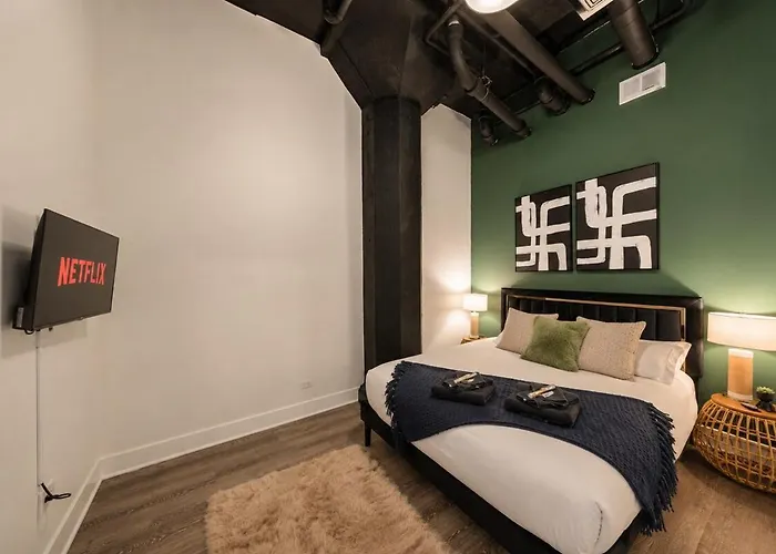 Cozy 3br Living In South Loop Near Mccormick Place, Soldier Field & Lakefront