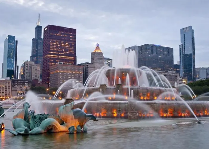 Cozy 3br Living In South Loop Near Mccormick Place, Soldier Field & Lakefront Chicago