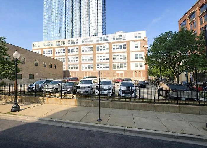 Apartment Cozy 3br Living In South Loop Near Mccormick Place, Soldier Field & Lakefront Chicago